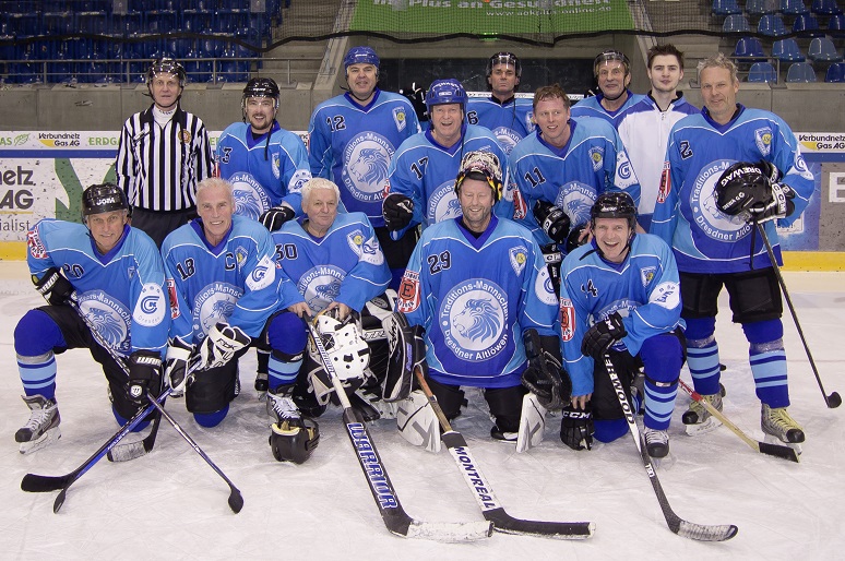 tl_files/Bilder Traditionsteam/2015_Turnier ESCD 25 Jahre/TT_044.jpg